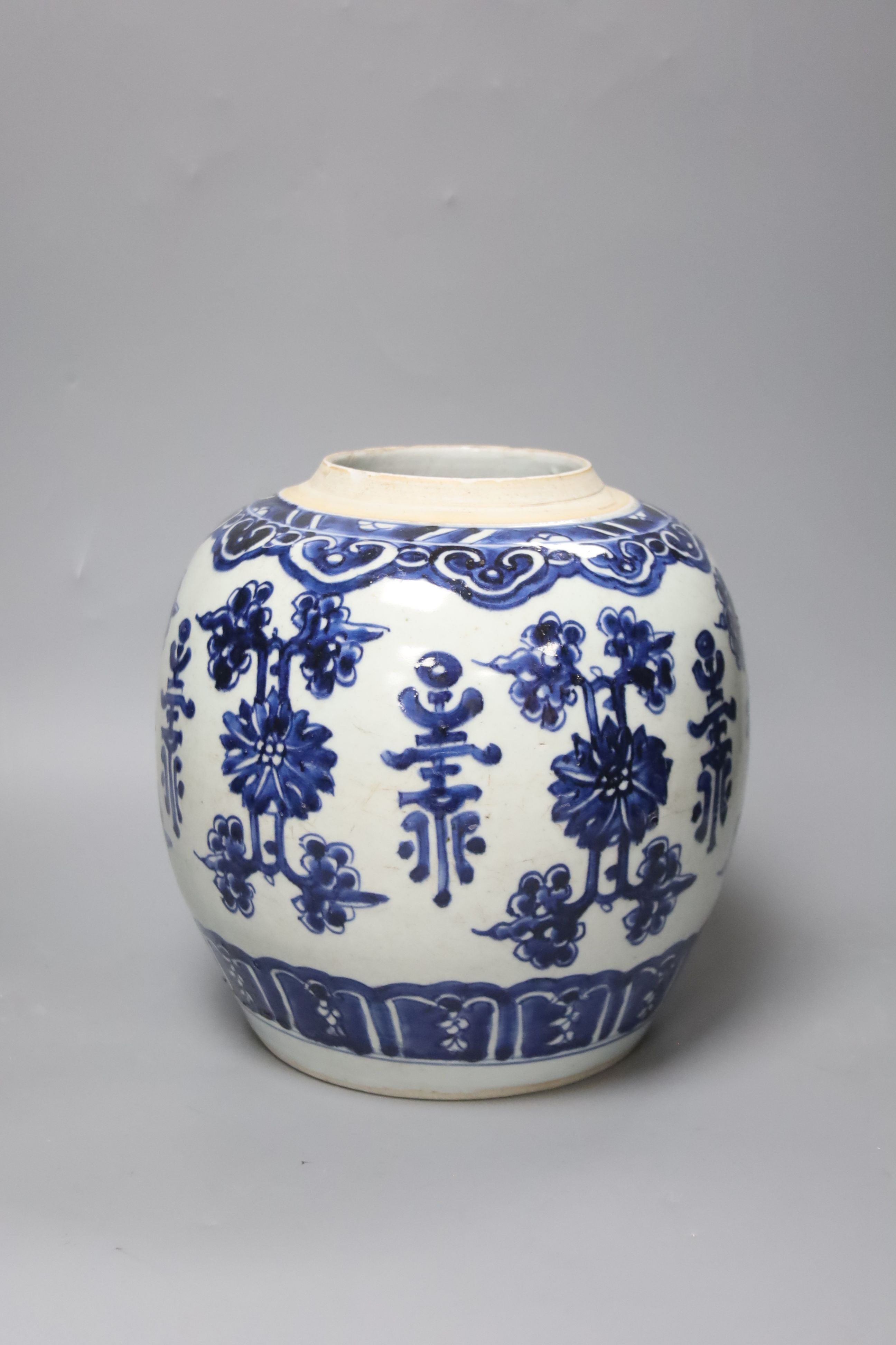 A Chinese Qing blue and white jar, 23cm